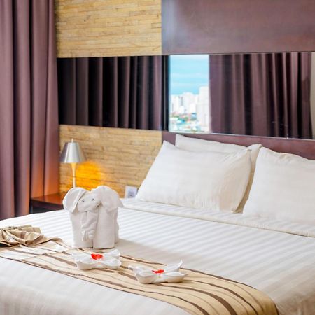 Da Vienna Boutique Hotel Batam Exterior photo