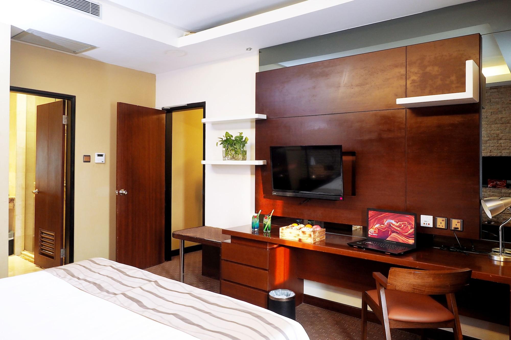 Da Vienna Boutique Hotel Batam Exterior photo