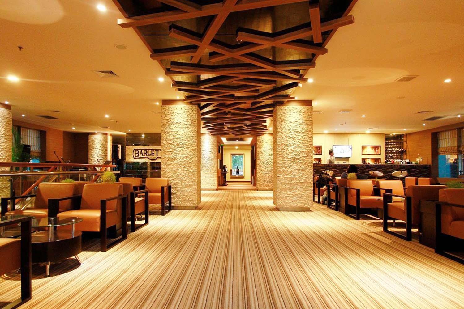 Da Vienna Boutique Hotel Batam Exterior photo